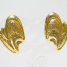 EA646 GORGEOUS GOLDEN PLATED CLIP ON EARRINGS 1.1 in.