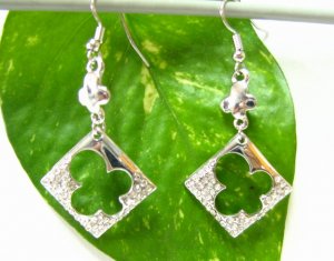 E801 RHINESTONE SILVERLY DANGLE HOOK EARRINGS 5.5cm