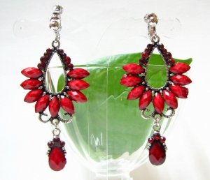 E1310 EXOTIC RED RHINESTONE CLIP ON EARRINGS 7cm