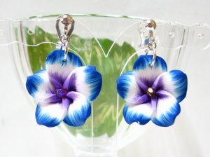 *FREE SHIPPING* E798 Ceramic Clay Blue Flowers Clip On Earrings 3.2cm