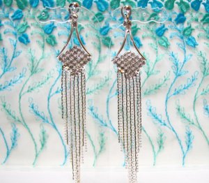 *FREE SHIPPING* E926s Rhinestone Silverly Fringes Clip On Earrings 12cm