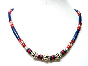 *FREE SHIPPING*NA1006 ETHNIC JEWELRY YAK BONE BLUE NECKLACE 18 in.