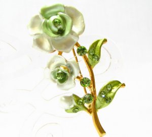 free shipping ~ rhinestone green rose Brooch PA12 Charming!