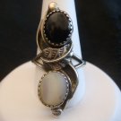 Vintage Native American Sterling Onyx & Moon Stone Ring SZ 7 3/4