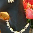 VINTAGE CORO CONFETTI CREAM LUCITE DEMI PARURE VINTAGE CORO CONFETTI CREAM LUCITE DEMI PARURE