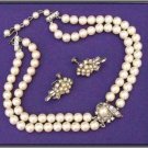 VINTAGE FAUX PEARL & RHINESTONE CHOKER WITH EARRINGS VINTAGE FAUX PEARL & RHINESTONE CHOKER WITH EARRINGS