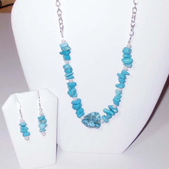 Turquoise Necklace Set