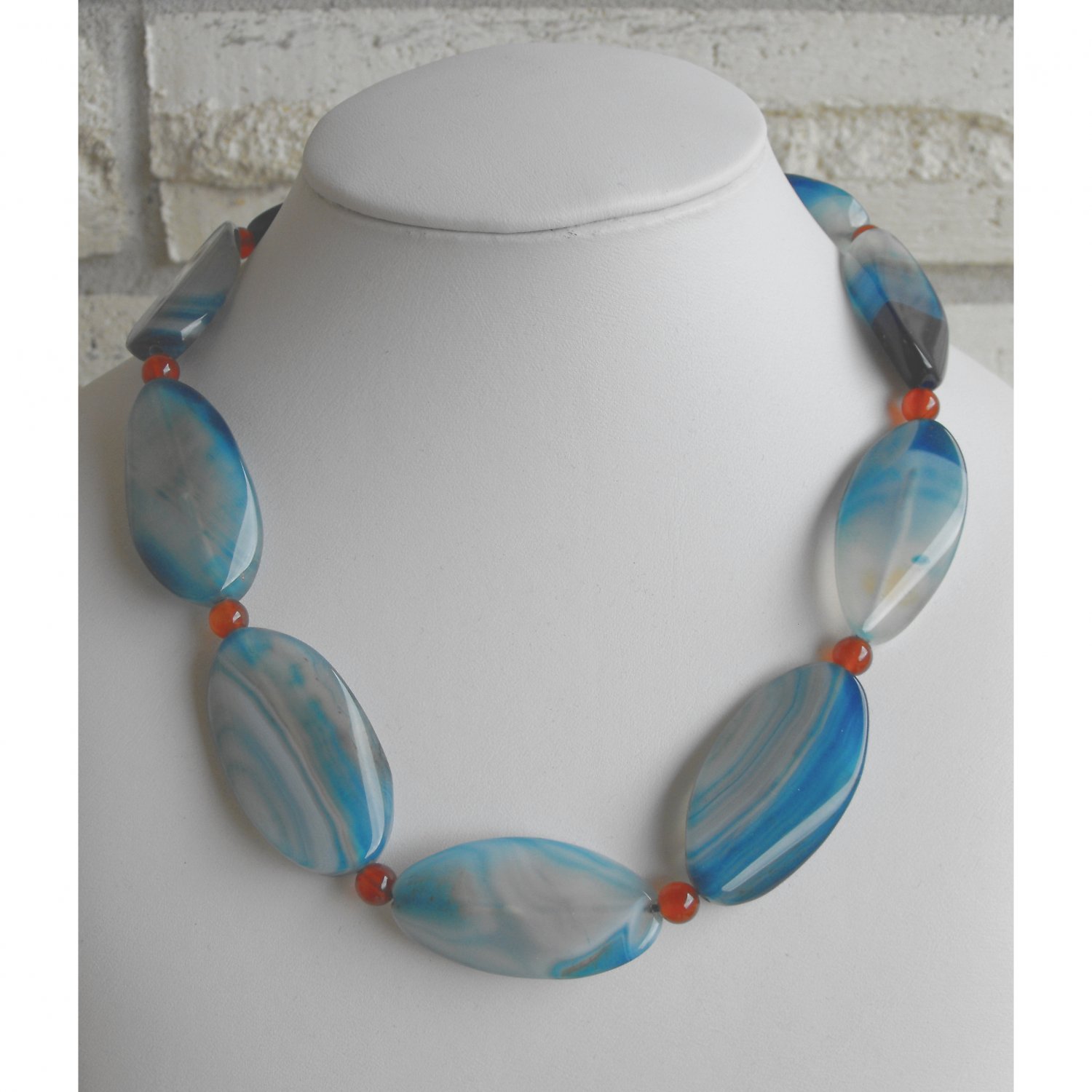 Blue Vein Agate Necklace