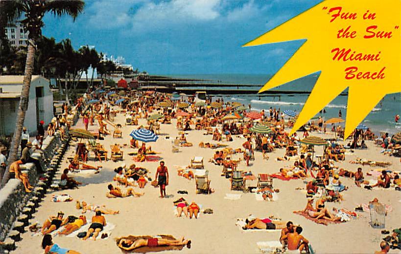 Miami Beach, Florida - Public Beach Postcard (A469)
