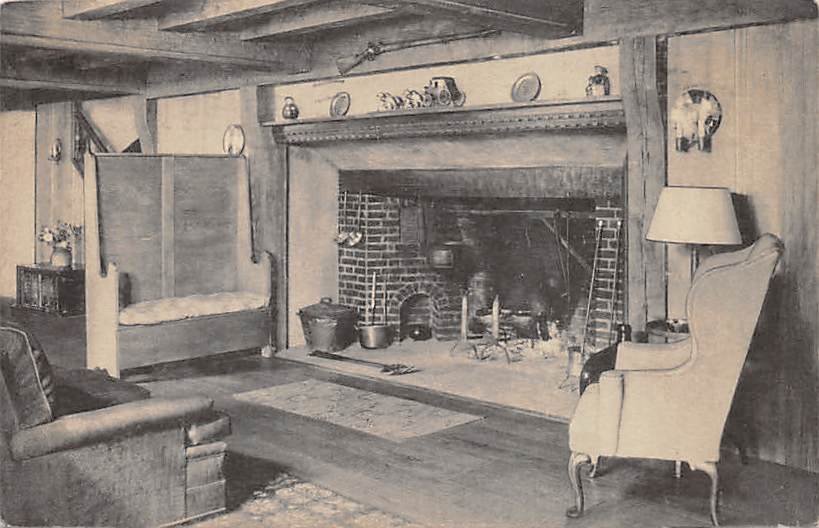 Princeton, NJ Postcard - Nassau Tavern -1944 (A491)