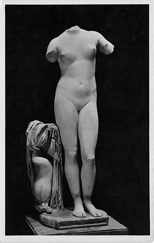 La Venere di Cirene - Nude Postcard (B407)
