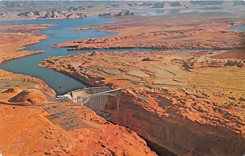 Glen Canyon Dam, near Page Arizonia Postcard (B465)
