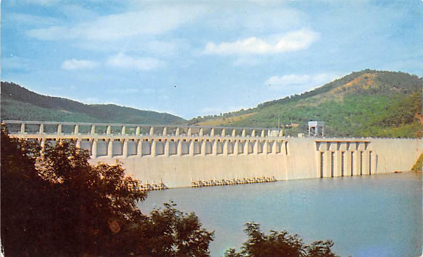 Great Bluestone Dam - Hinton, West Virginia Postcard (B479)