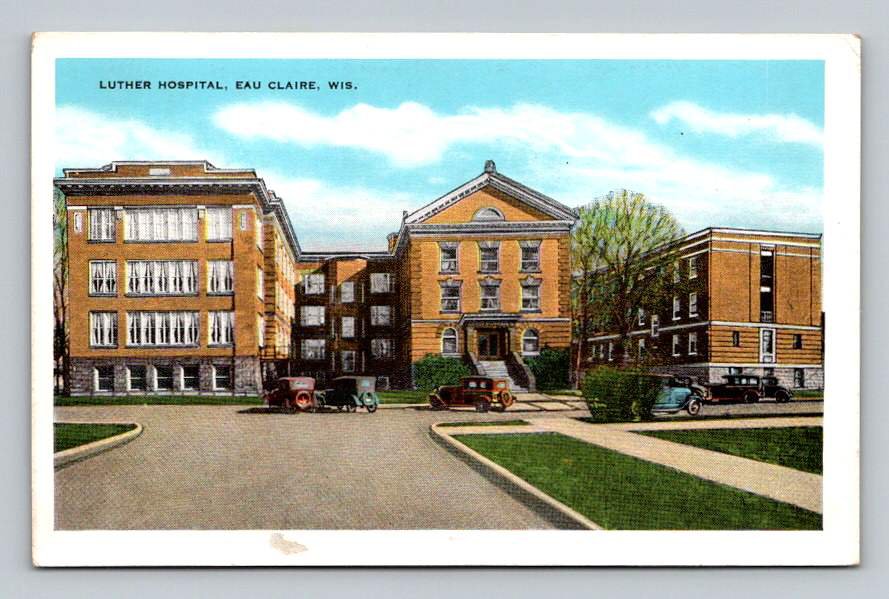 Eau Claire Wisconsin Luther Hospital Postcard (eH23)