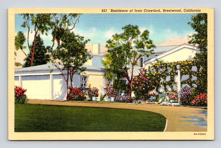 Brentwood California Home of Joan Crawford Postcard (eH907)