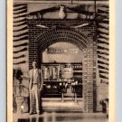 JM Davis Gun Collection Mason Hotel Coffee Shop Claremore Oklahoma Postard (eCL580)