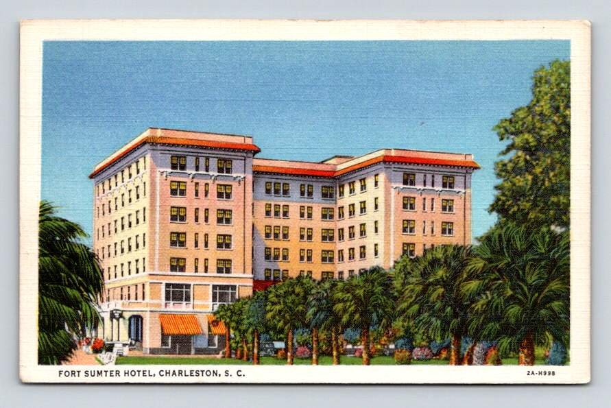 Charleston South Carolina, S.C. Fort Sumter Hotel Postcard (eCL628)