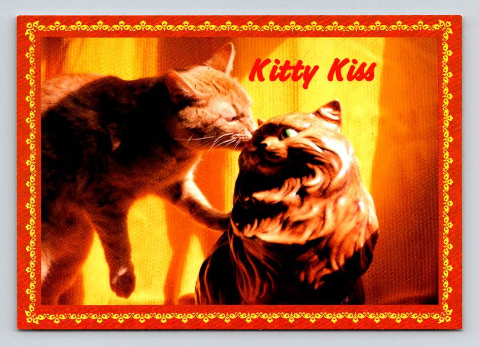 Kitty Kiss Cats In Love Postcard (ecL1042)