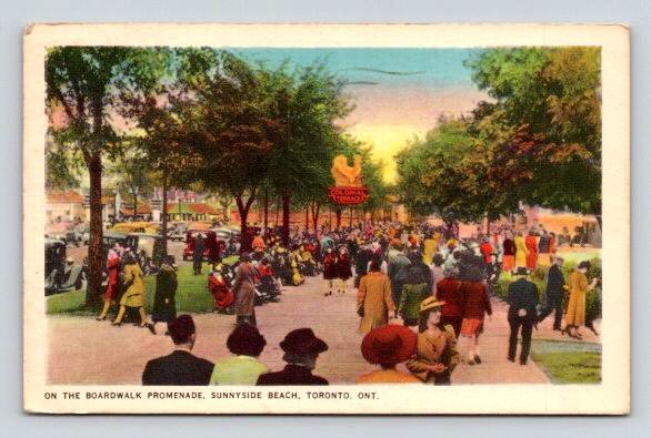 Toronto Ontario Canada Boardwalk Promenade Sunnyside Beach 1950 Postcard (ecM125)