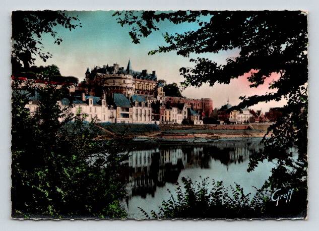 RPPC Les Chateaux de la Loire France en Touraine Postcard (ContA-145}