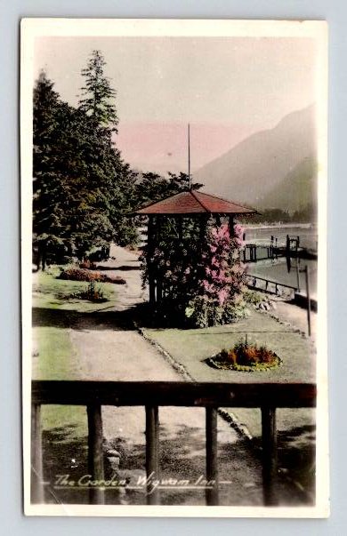 RPPC The Garden Wigwam Inn British Columbia Canada Postcard (ecM264}