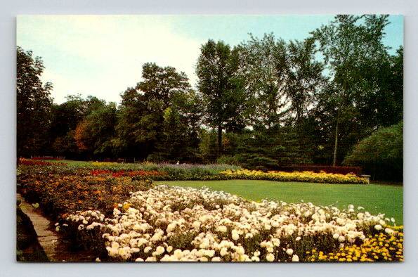 Toronto Ontario Canada Edwards Gardens Postcard (N453D)