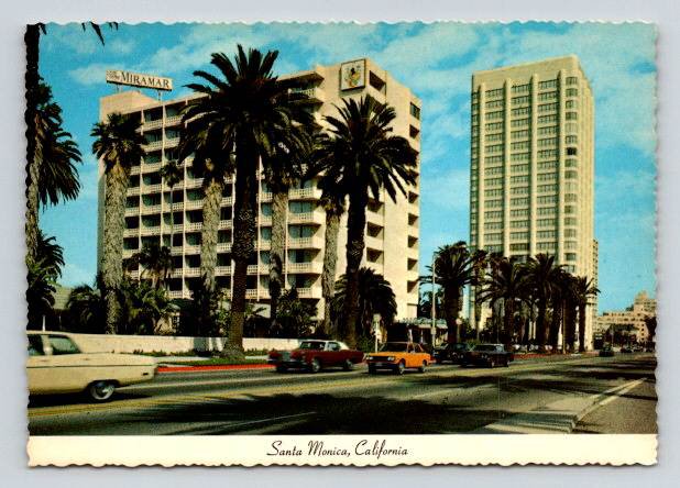 Santa Monica California Miramar Hotel Ocean Avenue Continental Postcard (ContB-141)