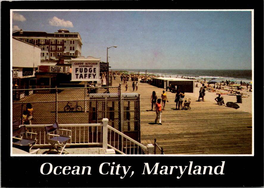 Ocean City Maryland Boardwalk Candy Kitchen Fudge, Taffy & Alaska Stand Postcard (ContC-113)