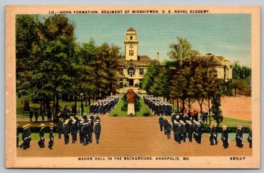 Annapolis Maryland Noon Formation, Regiment of Midshipmen Naval Academy Postcard (ecM354)