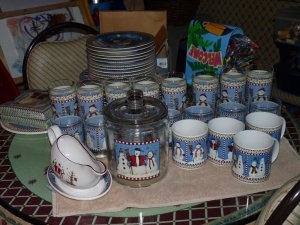 Debbie mumm 2024 snowman dishes