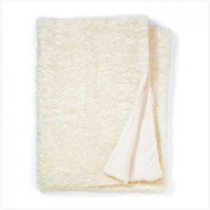 WHITE FULL SIZE FAUX-FUR BLANKET  Retail: $119.95