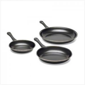 FRY PAN SET   Retail: $24.95