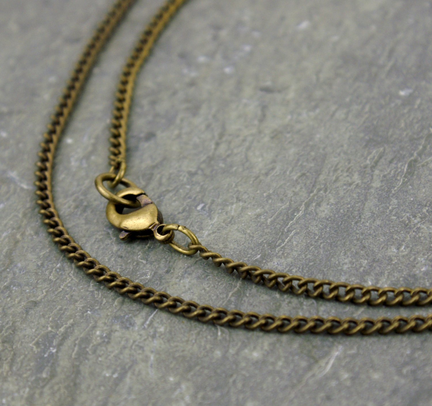 Цепь бронза. Якорная цепь 3+1. Цепочка бронзовая. Ювелирная латунь цепочка. Что символизируют 2600000 бронзовых цепочек.