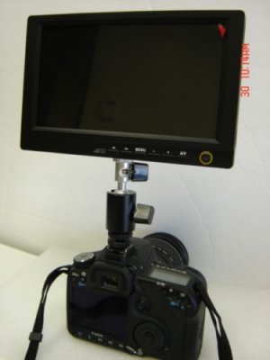 LILLIPUT 8" 869T VGA HDMI TOUCH+ 1/4 SHOE MOUNT+BATTERY
