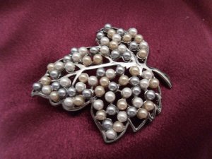 Large Leaf with Pearl Beads Brooch Costume Jewelry