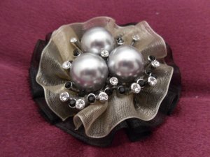 Three Black Pearl Nest Brooch Costume Jewelry