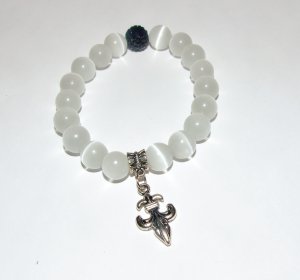White Cat's Eye Mexican Opal Stretch Bracelet with Antique Silver-Tone Fleur De Lis 7.25"
