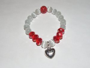 Women's White 10 MM Cat's Eye Mexican Opal Stretch Bracelet with Antique Silver-Tone Heart 7.25"