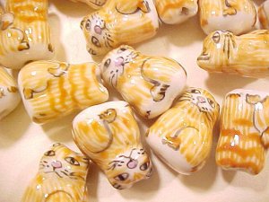 Cat 6 Ceramic Brown Tabby Beads
