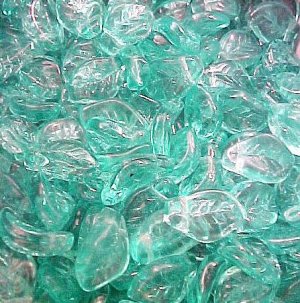 Leaves Twist 25 Robin's Egg Blue Glass Beads