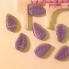 Leaves Curve 25 Lavender Glass Beads