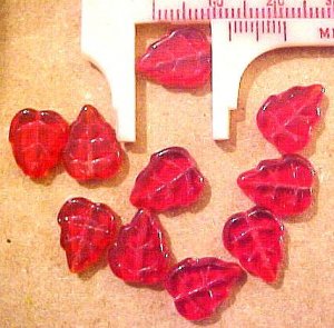 Leaves 25 Red Glass Beads