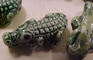 Alligator 4 Teeney Green Ceramic Beads