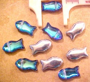 Fish Cracker Style 12 Ocean Blue Glass Beads