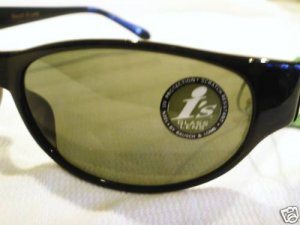 VINTAGE I's SUNGLASSES BY BAUSCH & LOMB GLASS BLACK