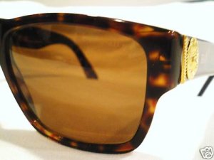 VINTAGE  HILTON PICADILLY SUNGLASSES TORTOISE SUN LOGO