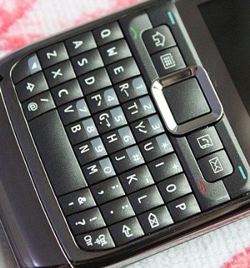 Cell phone E71 Unlocked mobile phone GSM/GPRS four Quad-band Bluetooth Dual card dual standby