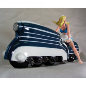 Beagle Solty Rei Rose & Bike 1/20 PVC Figure
