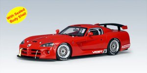 AutoArt 1/18 Dodge Viper Competition Car 2004 Red Ver