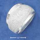 BEAUTIFUL STERLING SILVER TAPERED STARDUST DOME RING.